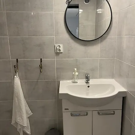 Labo Chmielna * Varşova