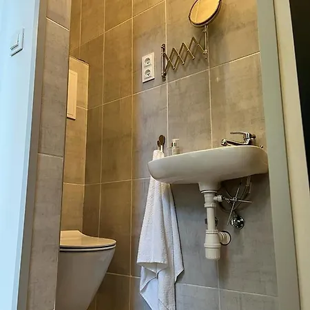 Labo Chmielna Daire Varşova
